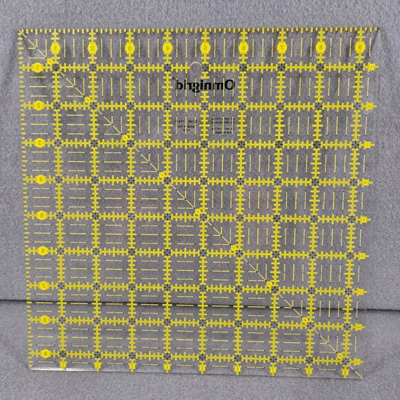Vintage Omnigrid 9.5" x 9.5" Marking Square Ruler, new condition, quilting - Picture 3 of 5